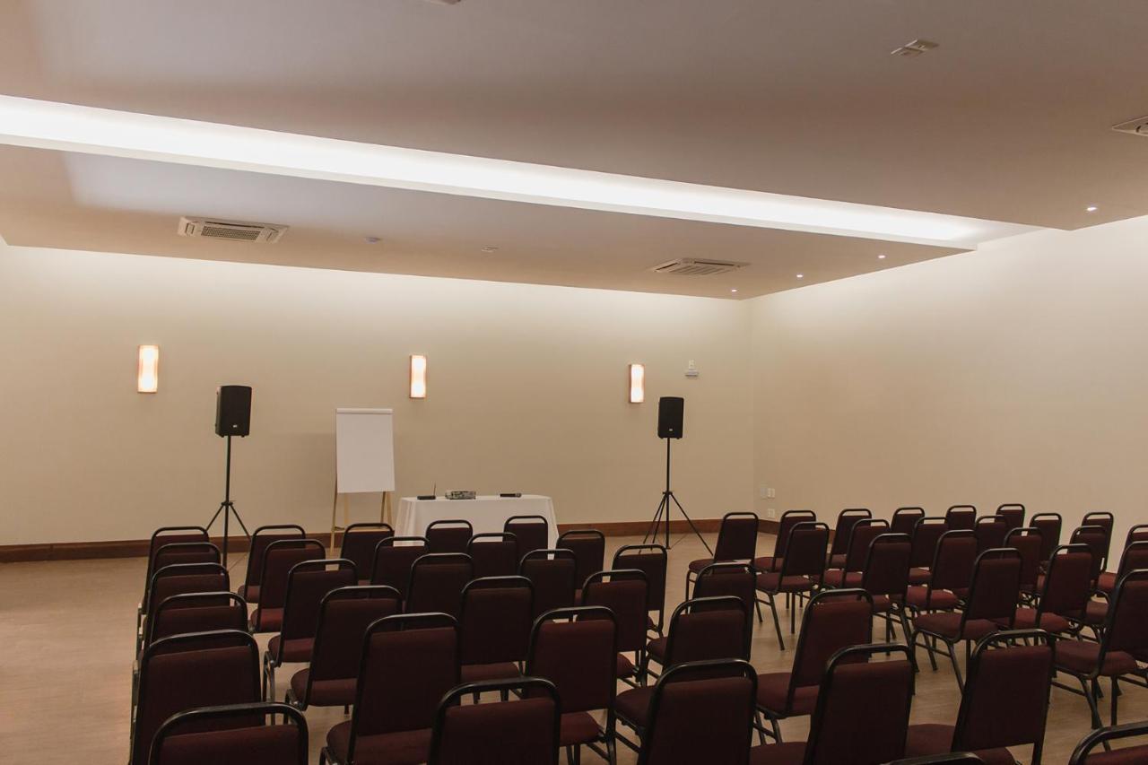 Carmel Cumbuco Resort Luaran gambar The interior of the conference room