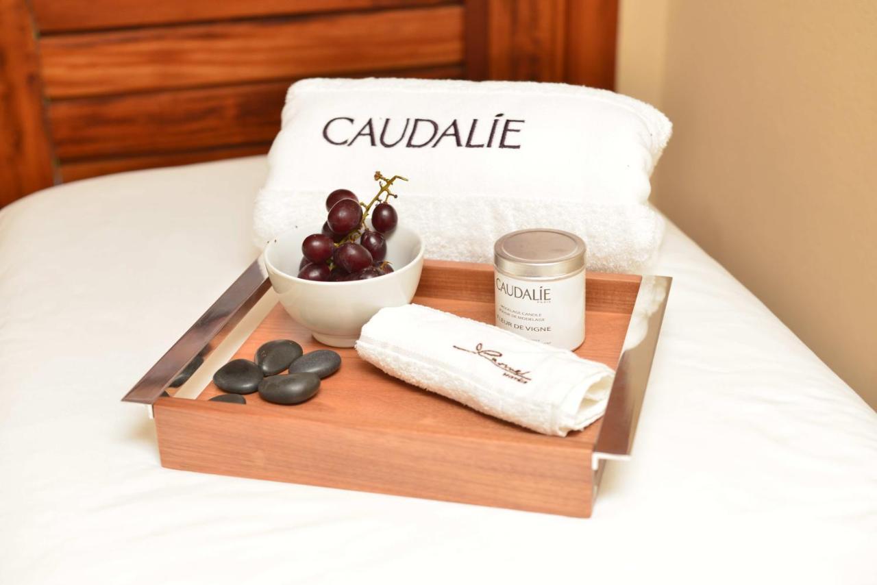 Carmel Cumbuco Resort Luaran gambar A spa tray